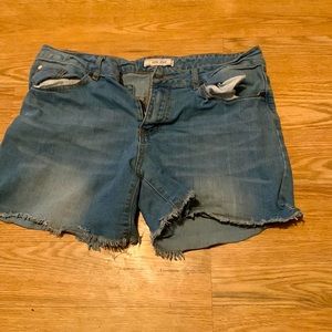Adam levene womens lightly worn shorts 9/10